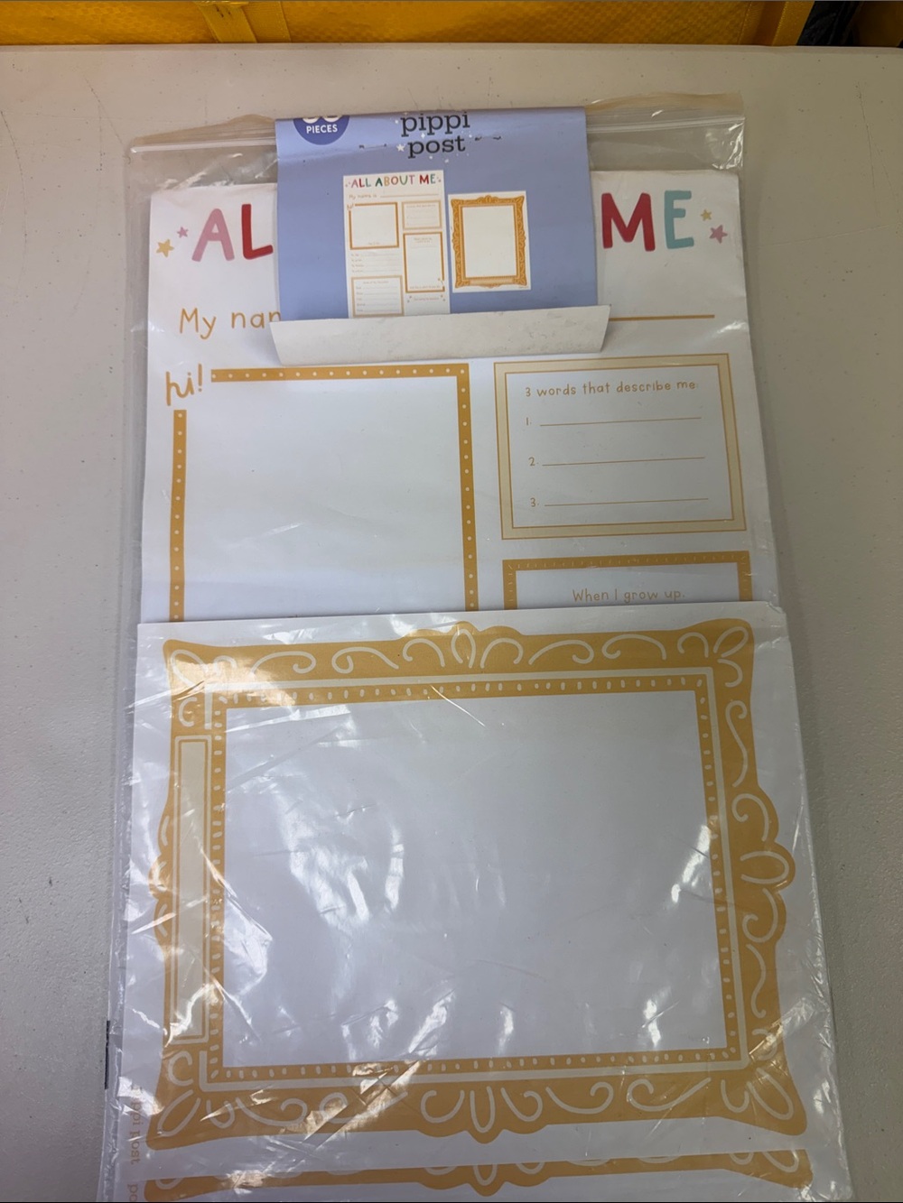 60 pieces Pippi + Post 30 - "All About Me" Kids Poster 30 - “Frame” posters Set